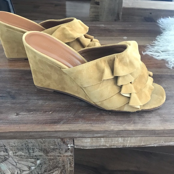 Creatures Of Comfort Shoes Nwt Creature Of Comfort Keira Wedge